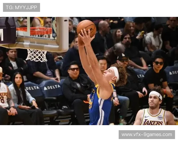 波杰姆斯基14分4板,勇士新秀控卫展露组织潜力 波杰姆斯基14分4板,勇士新秀控卫展露组织潜力