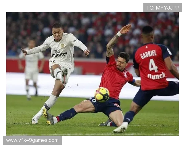 里尔主场气氛火热，助球队扛住马赛反扑