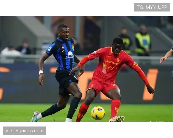 恰尔汗奥卢直接任意球破门,打入个人本赛季联赛第八球